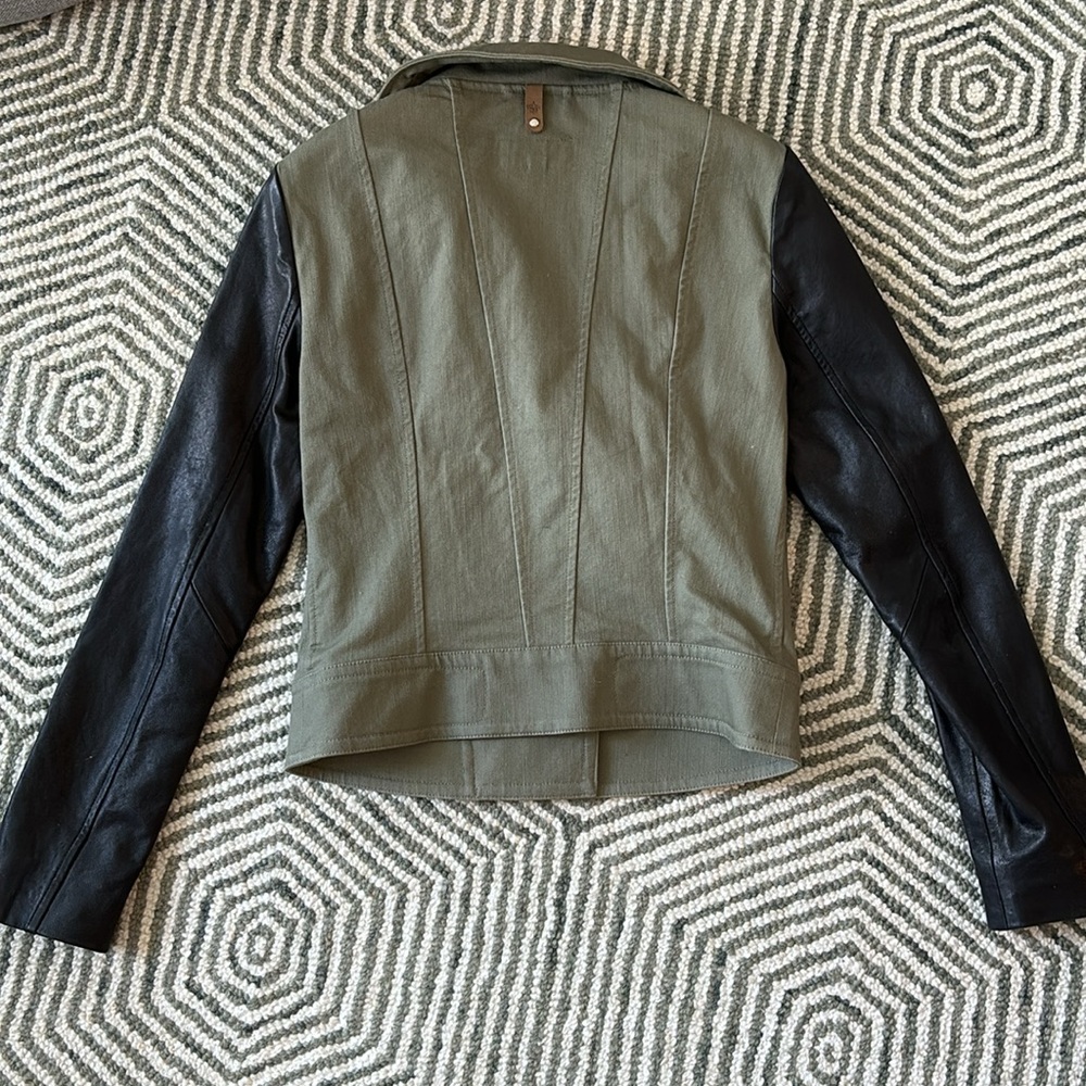 Mackage jacket - Picture 9 of 9